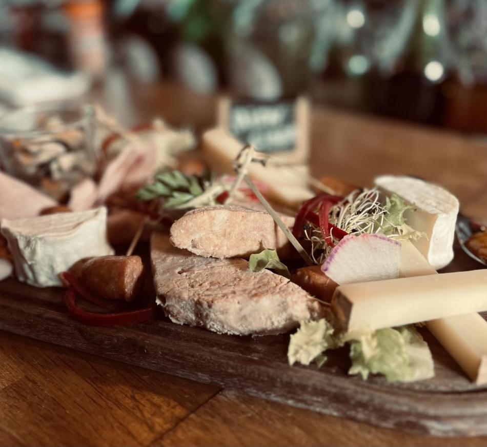 Restaurant 77 - Menus